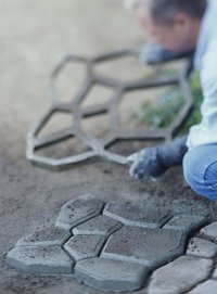 DIY The Paving Walkway | How To DIY Concrete Paving With Paver Mould